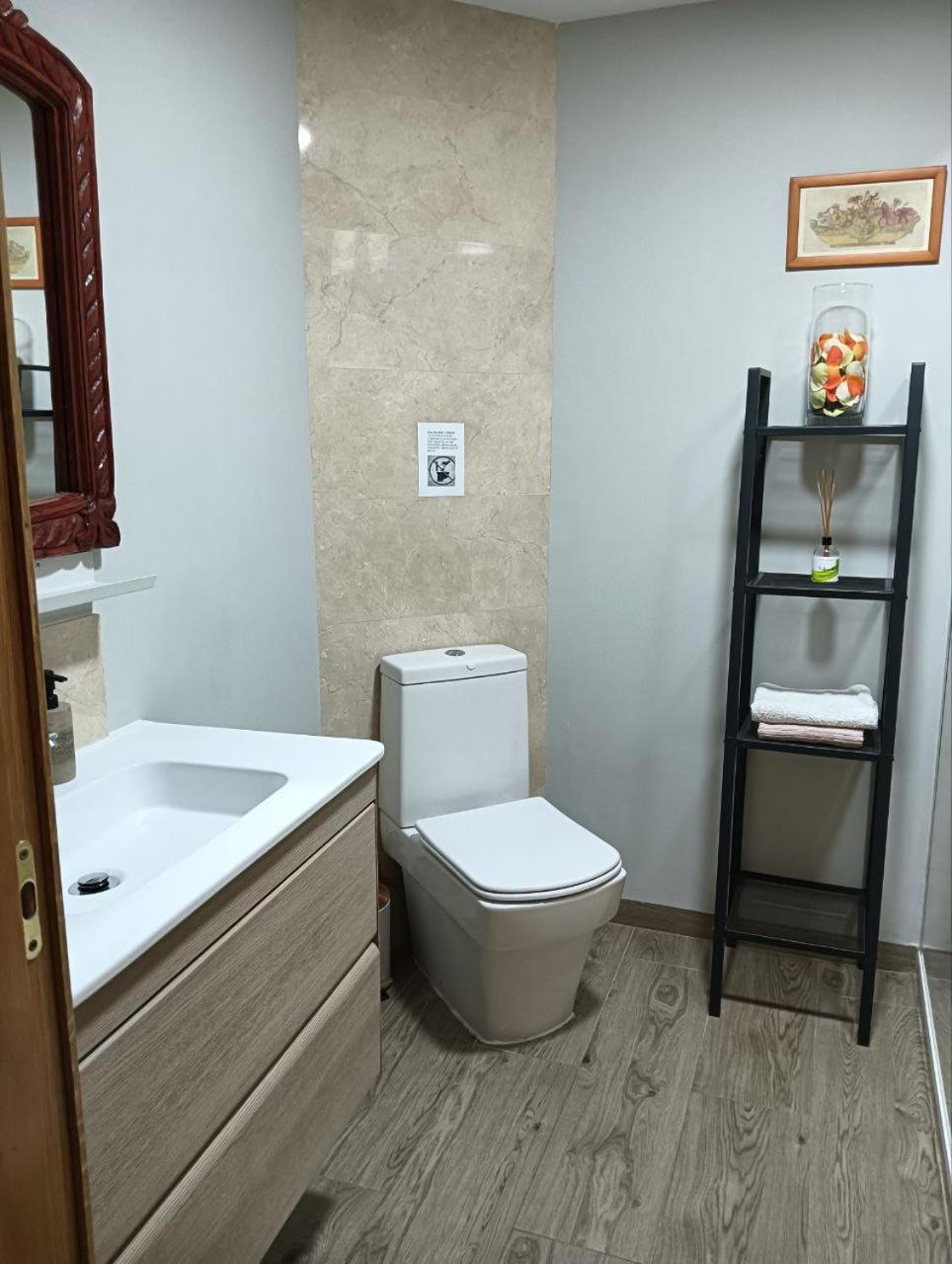 Apartmán Loft In Ehemaligem Fischer Haus Valencie Exteriér fotografie